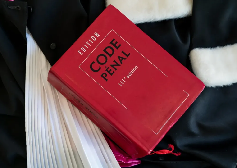 Droit pénal de la probité à Saint-Pierre